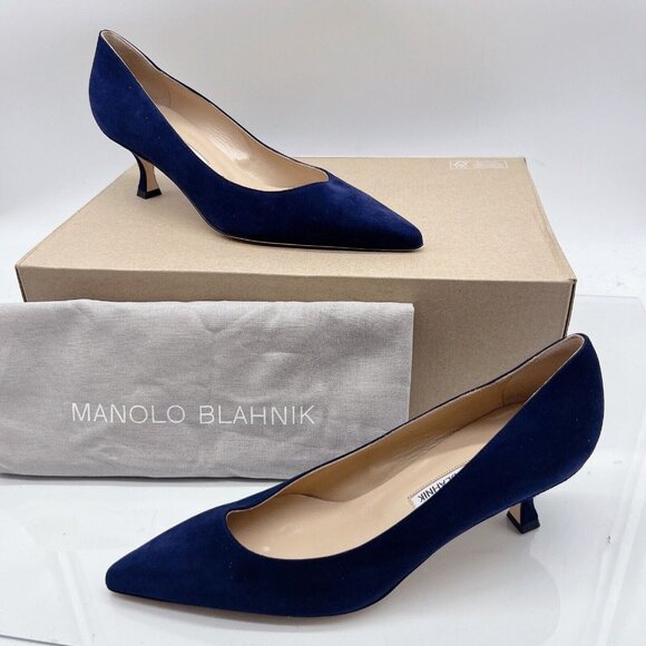 MANOLO BLAHNIK Srila Low Heel Pumps Navy Blue Suede Pointed Toe EU 38.5 US 8.5 - Picture 2 of 12